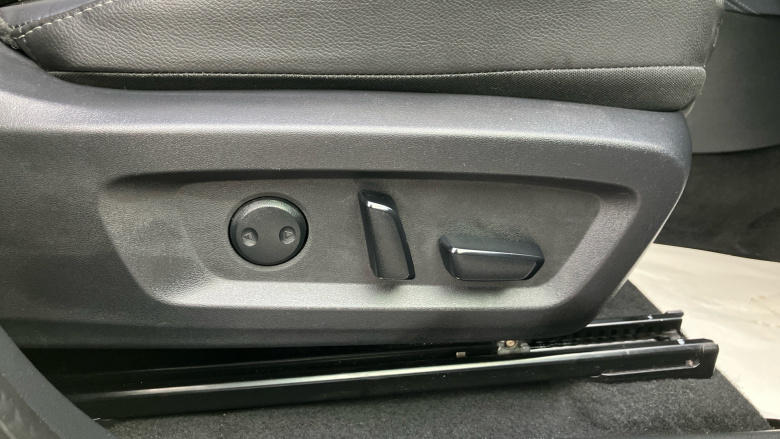 Nissan Qashqai 1.3 DiG-T MH 158 Tekna 5dr Xtronic Petrol Hatchback